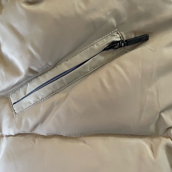 EUC Burberry Beige Jacket with Plaid Lining sz 18 Mos - Picture 3 of 10